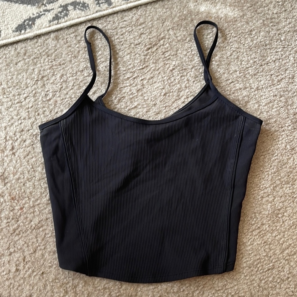 Lululemon Twist Back Crop tank top